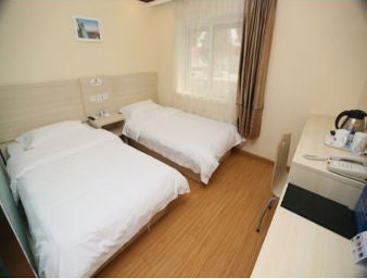 Standard Twin Bed Room
