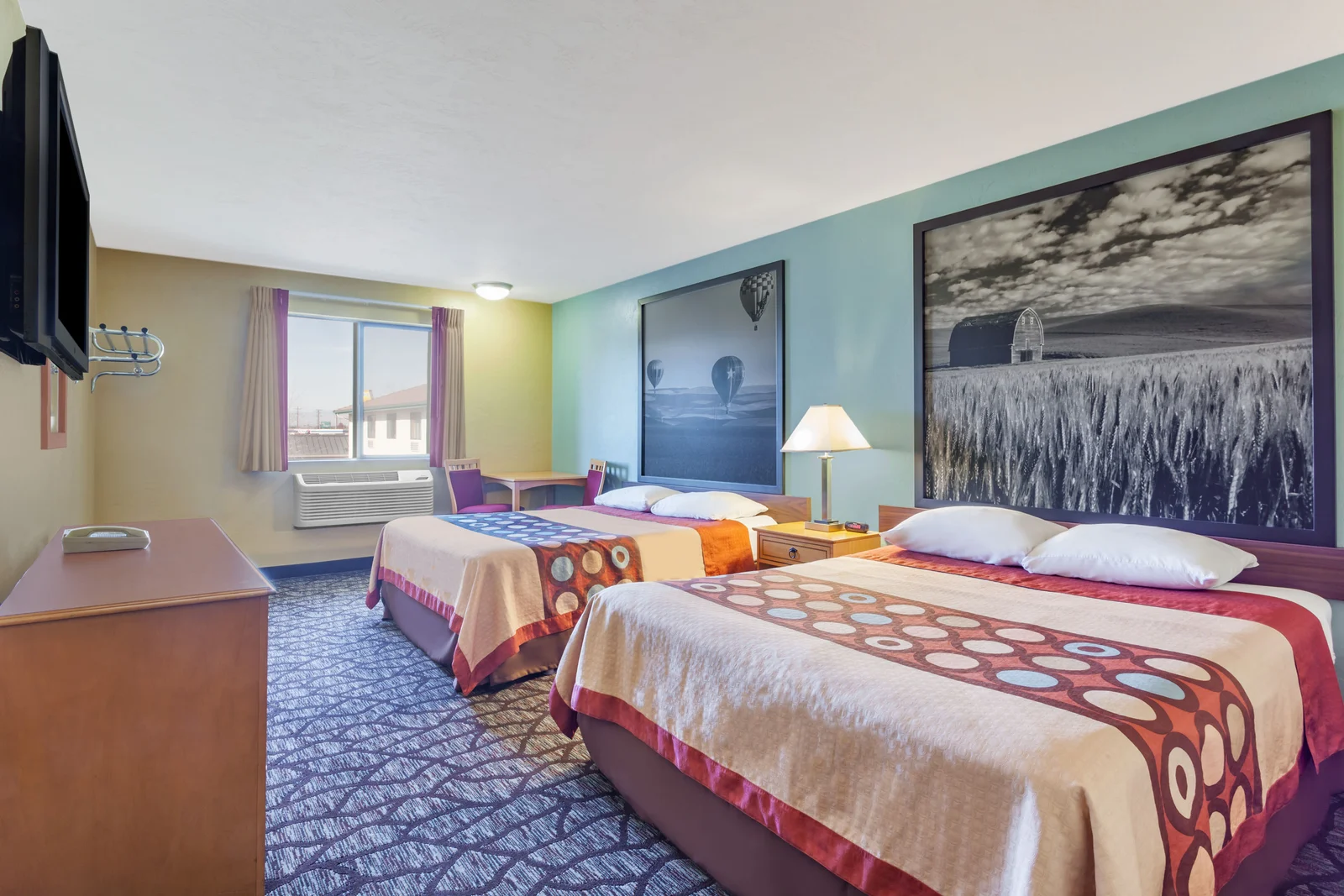 2 Queen Bed Room