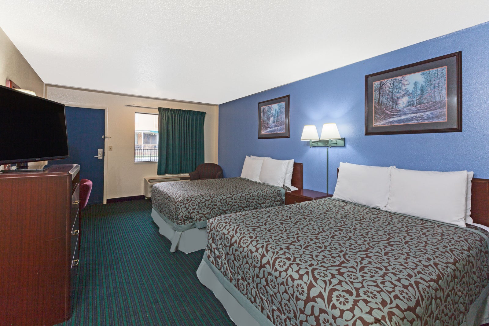 2 Double Bed Room