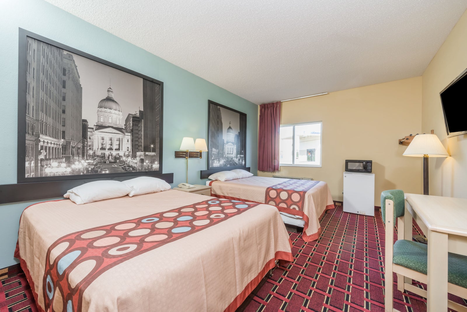 2 Queen Bed Room