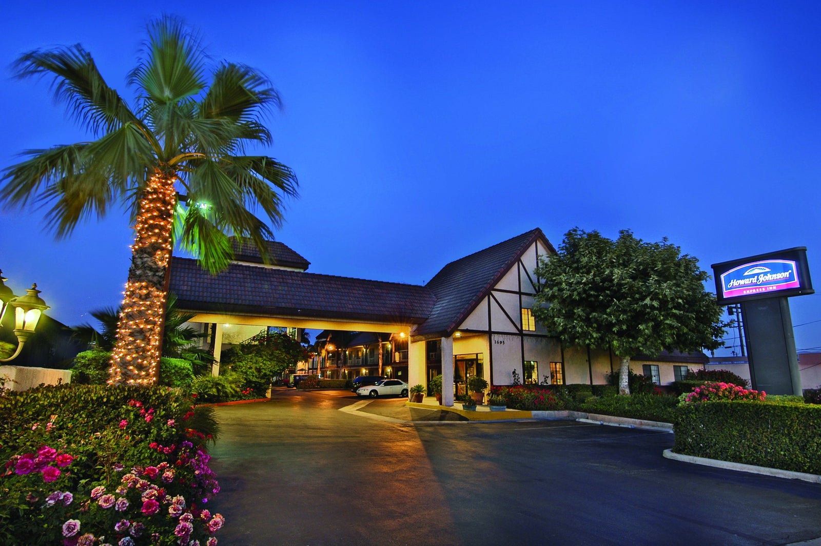 Welcome to the Howard Johnson Norco