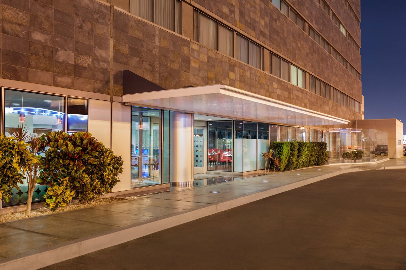 Wyndham Costa del Sol Lima Airport Exterior