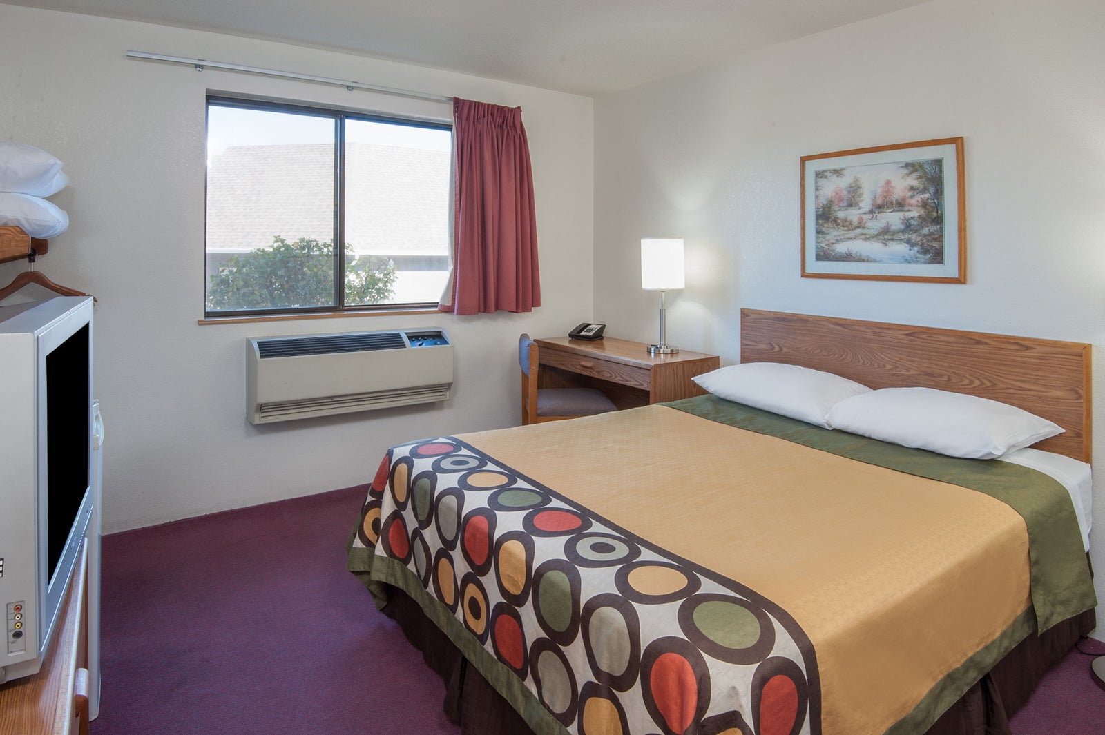 1 Queen Bed ADA Room