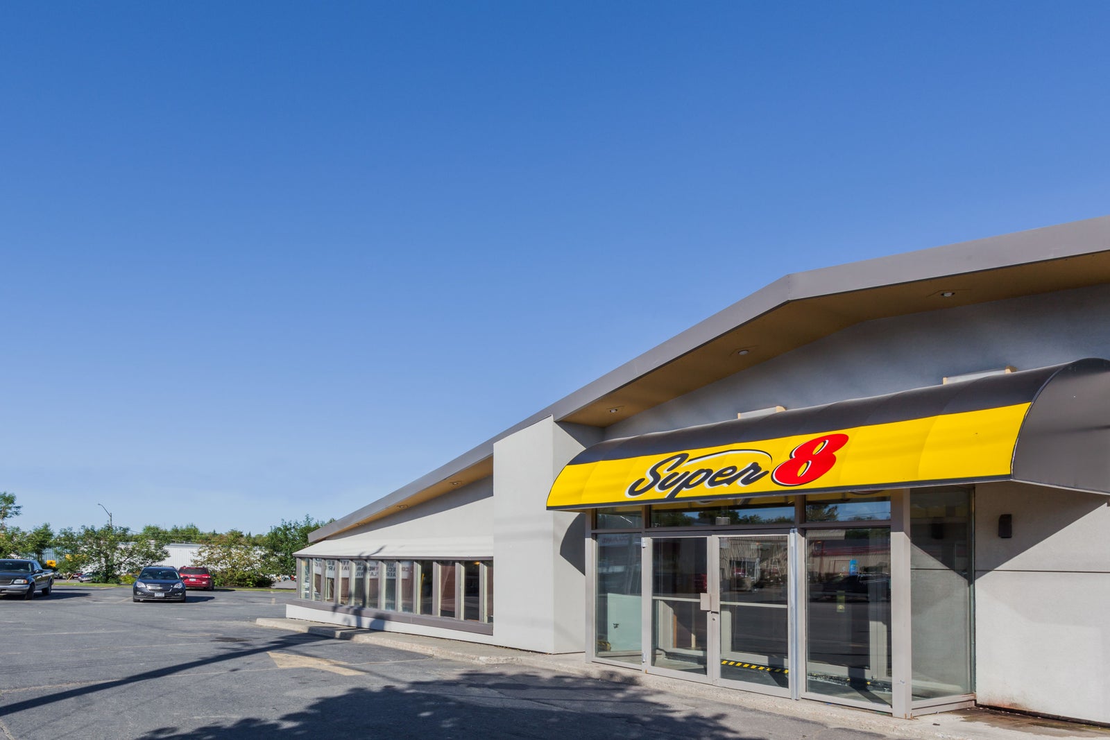 Welcome To the Super 8 Kirkland Lake