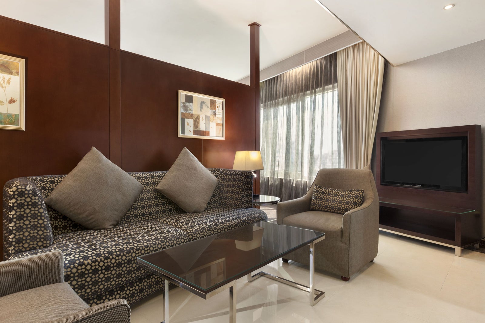 1 King Bed Executive Suite