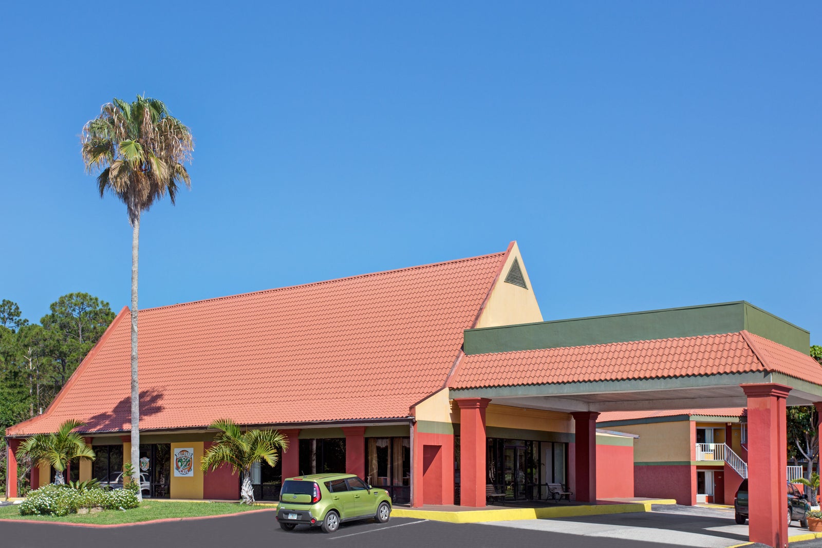 Welcome to the Days Inn Cocoa Cruiseport West