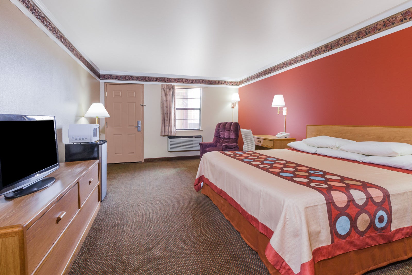 1 King Bed Room