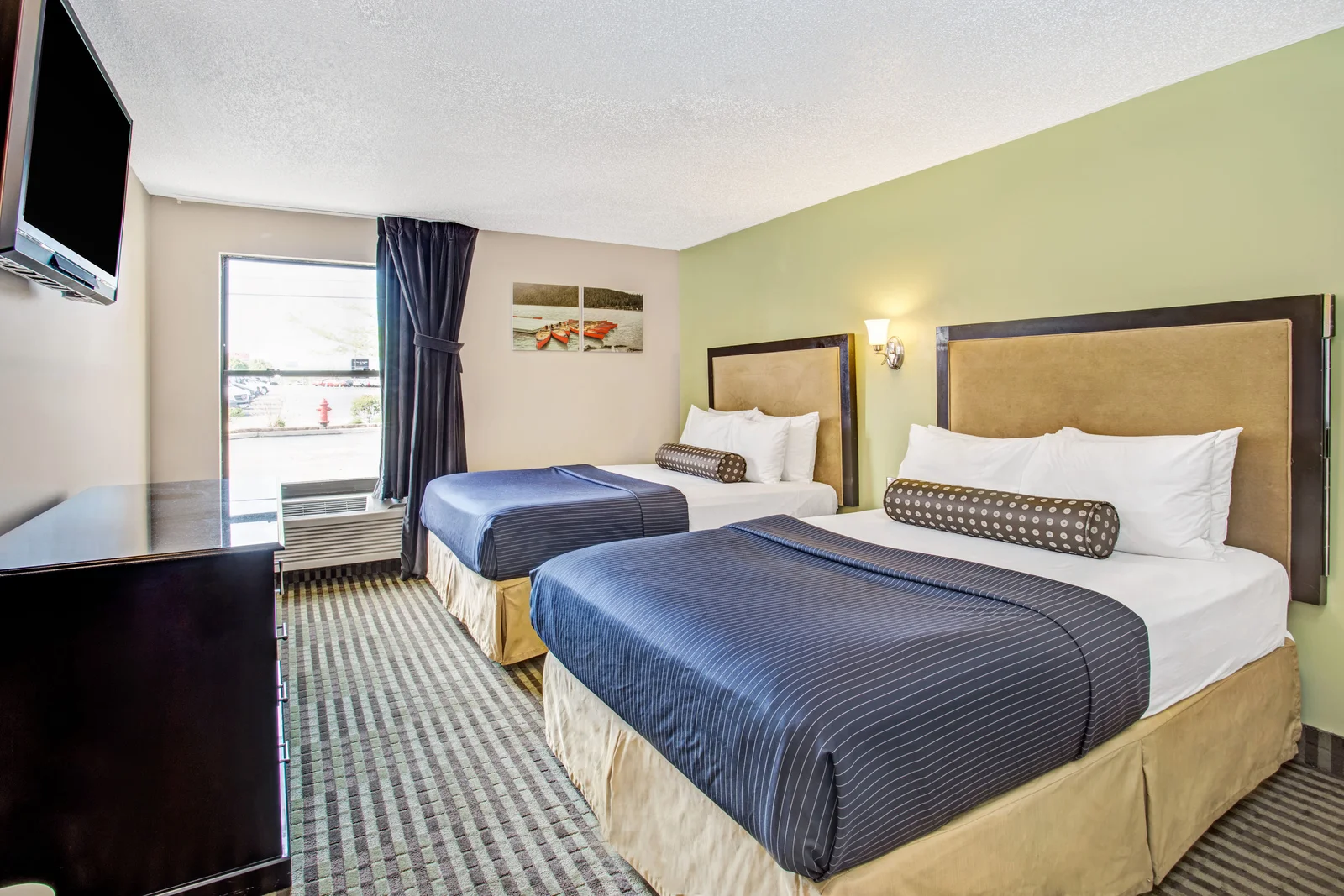 2 Double Bed Room