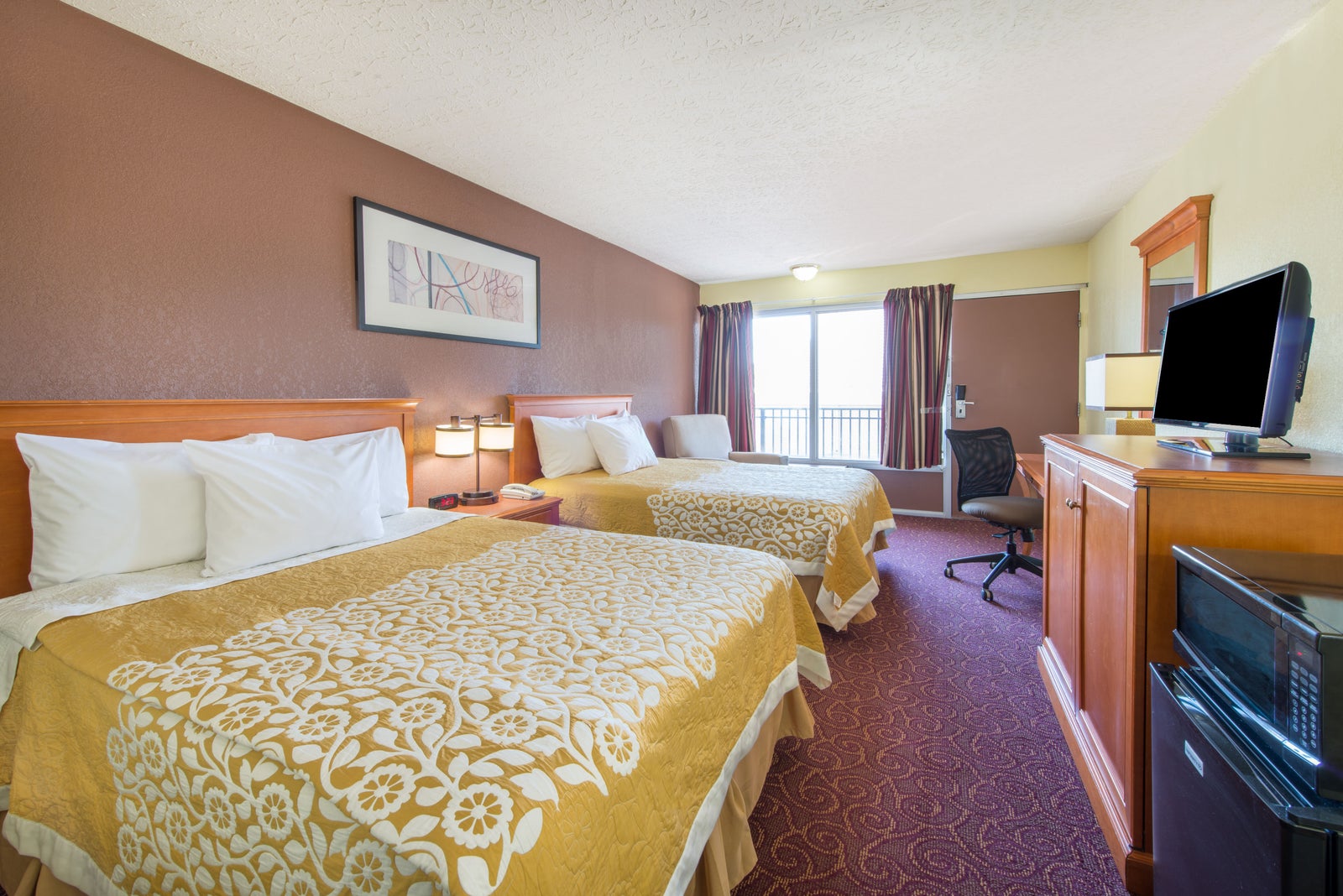 2 Double Bed Room