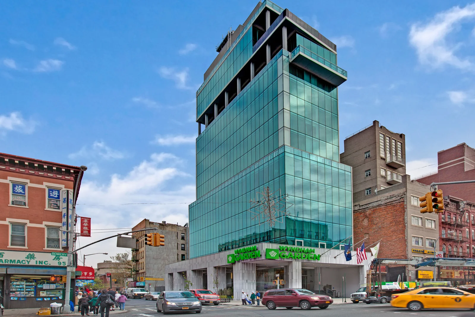 Wyndham Garden Chinatown Exterior