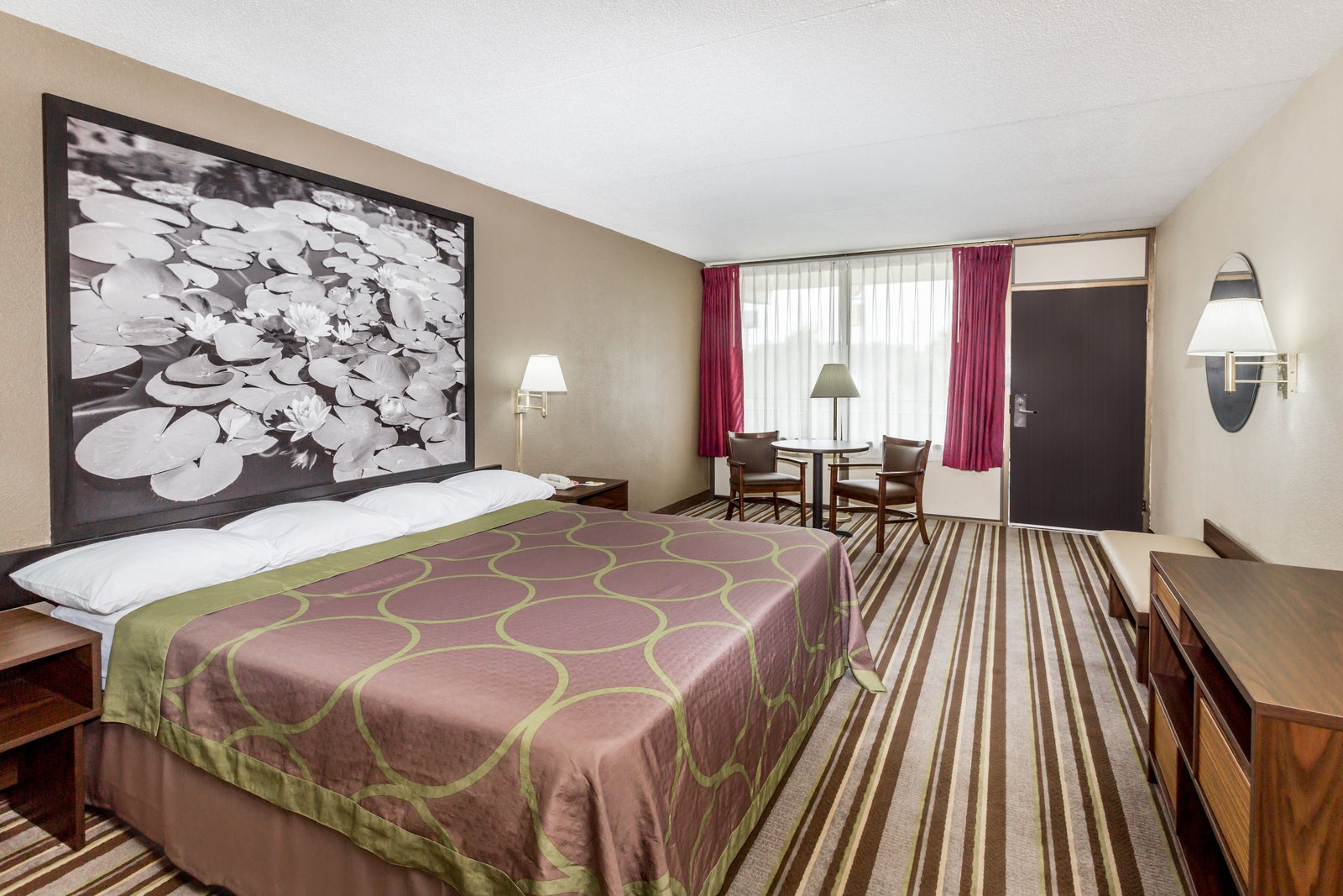 1 King Bed Room