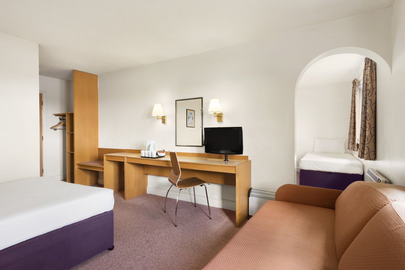 1 Double 2 Single Bed Room