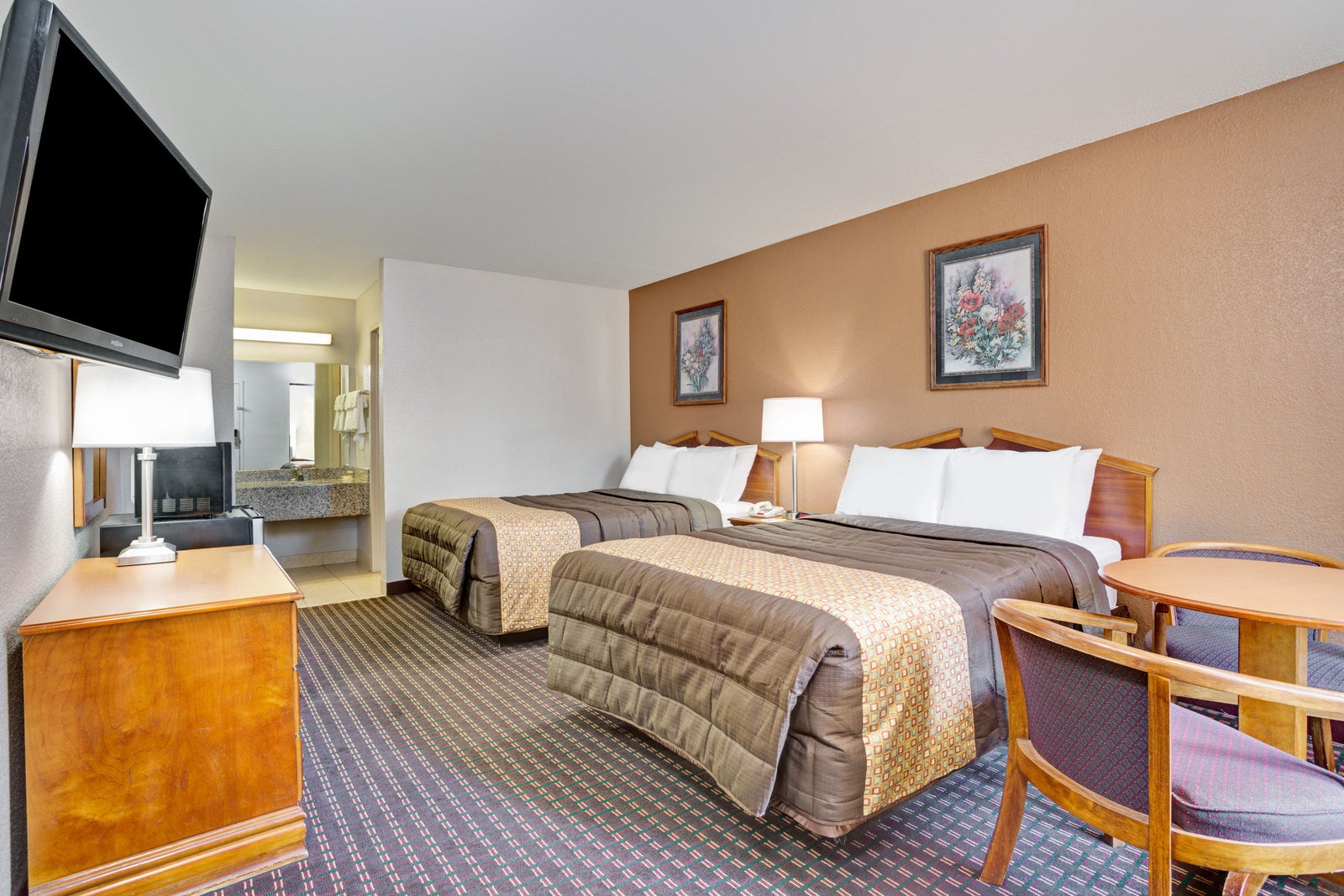 2 Double Bed Room