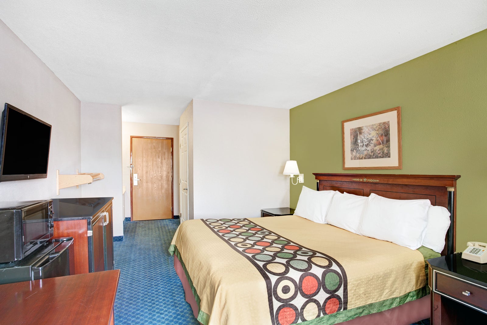 1 King Bed ADA Room