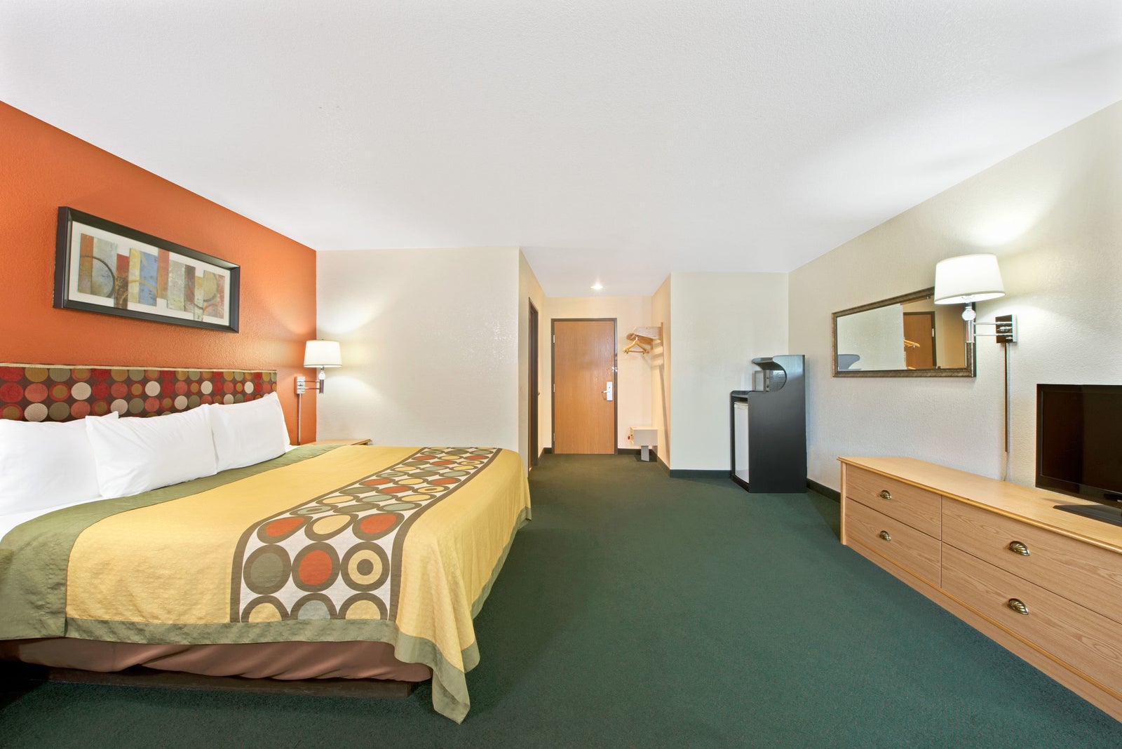 1 King Bed Room