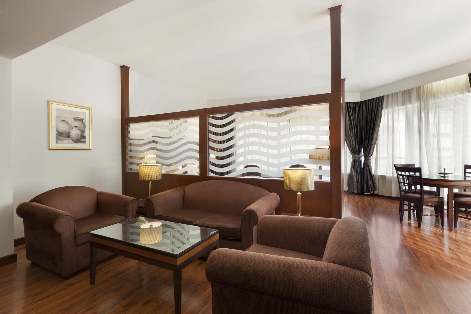 1 King Bed Suite