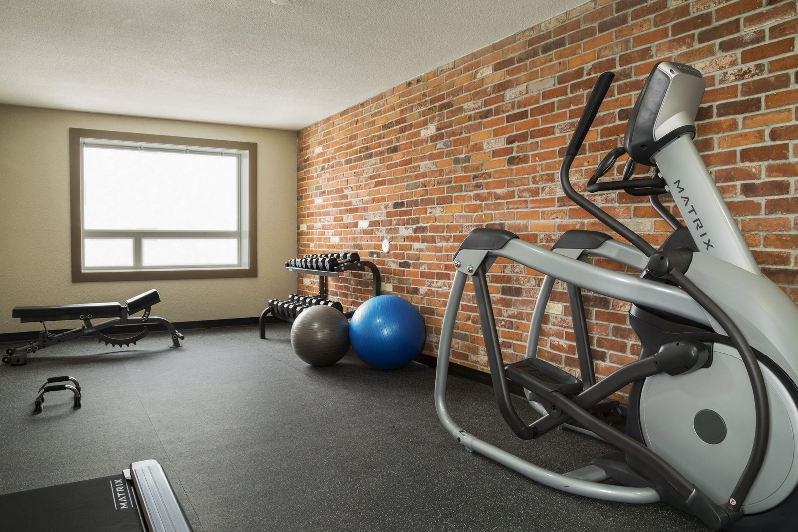 Gym - Fitness Center