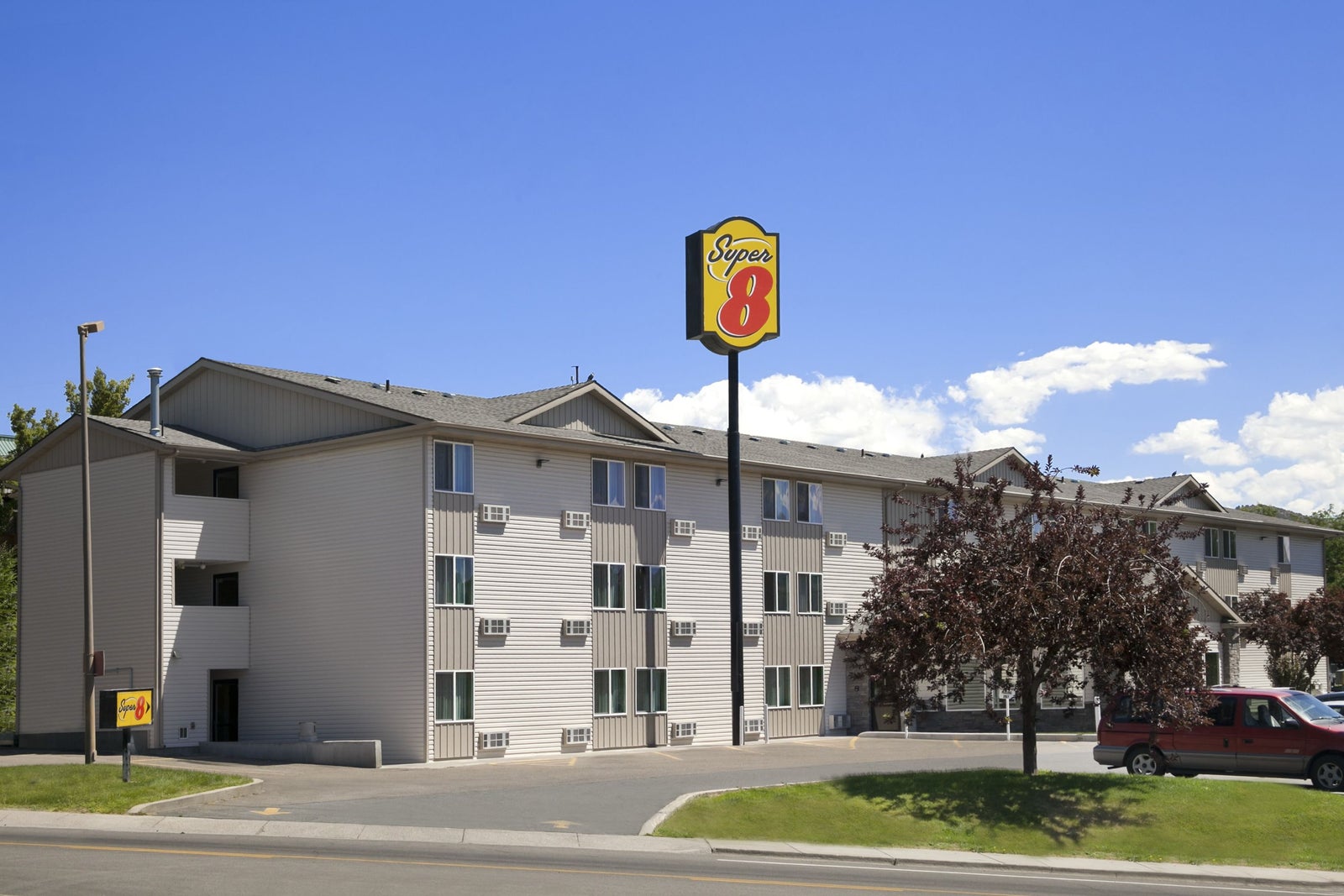 Welcome to the Super 8 Pocatello.
