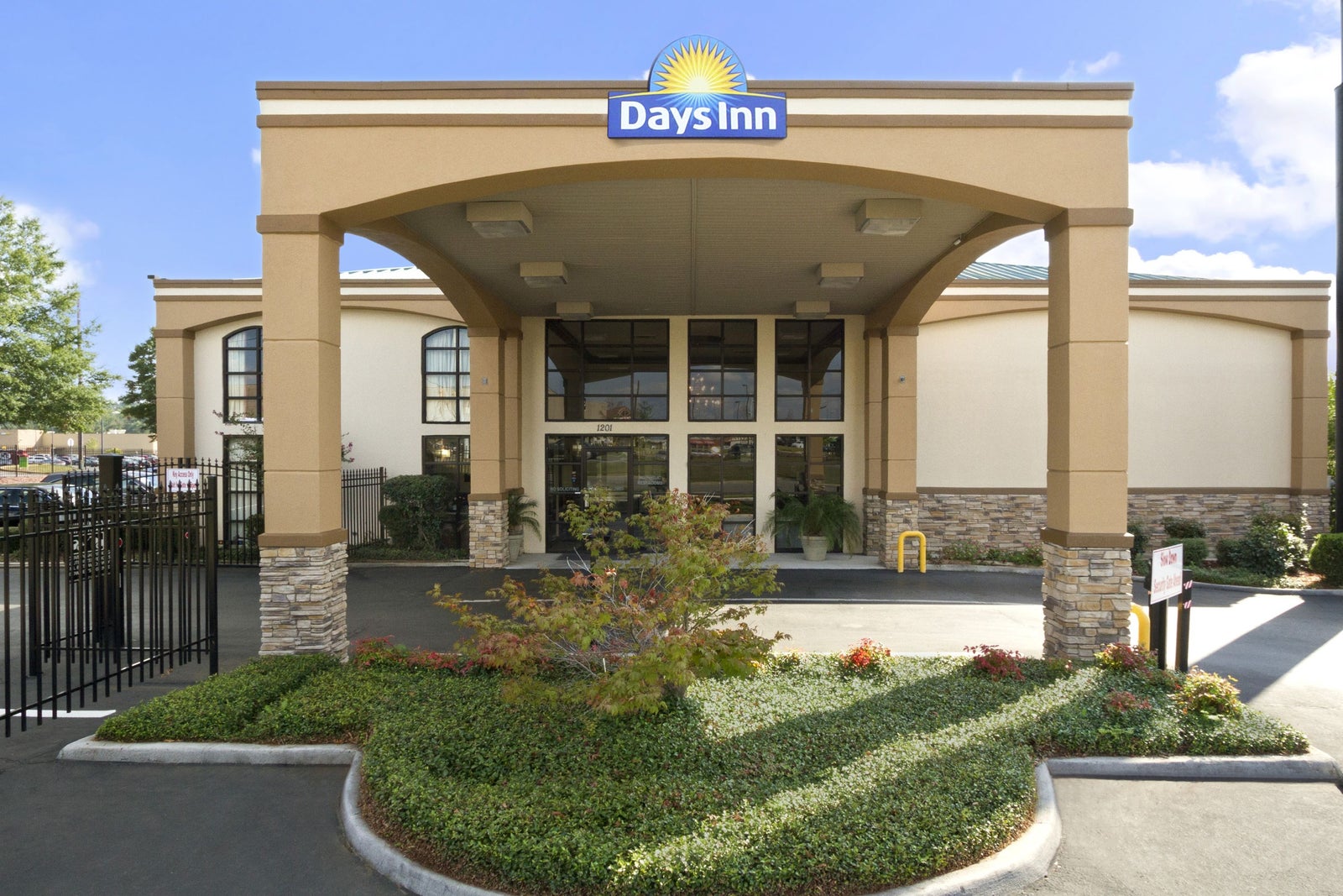 Welcome To Days Inn Tuscaloosa