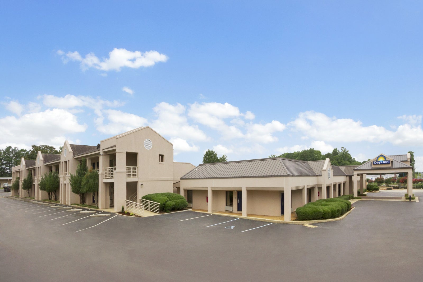 Welcome to Days Inn Alexander City