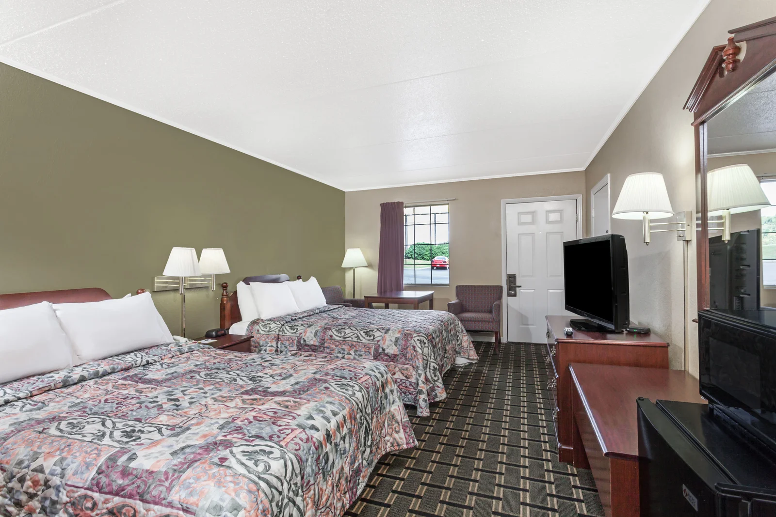 2 Double Bed Room