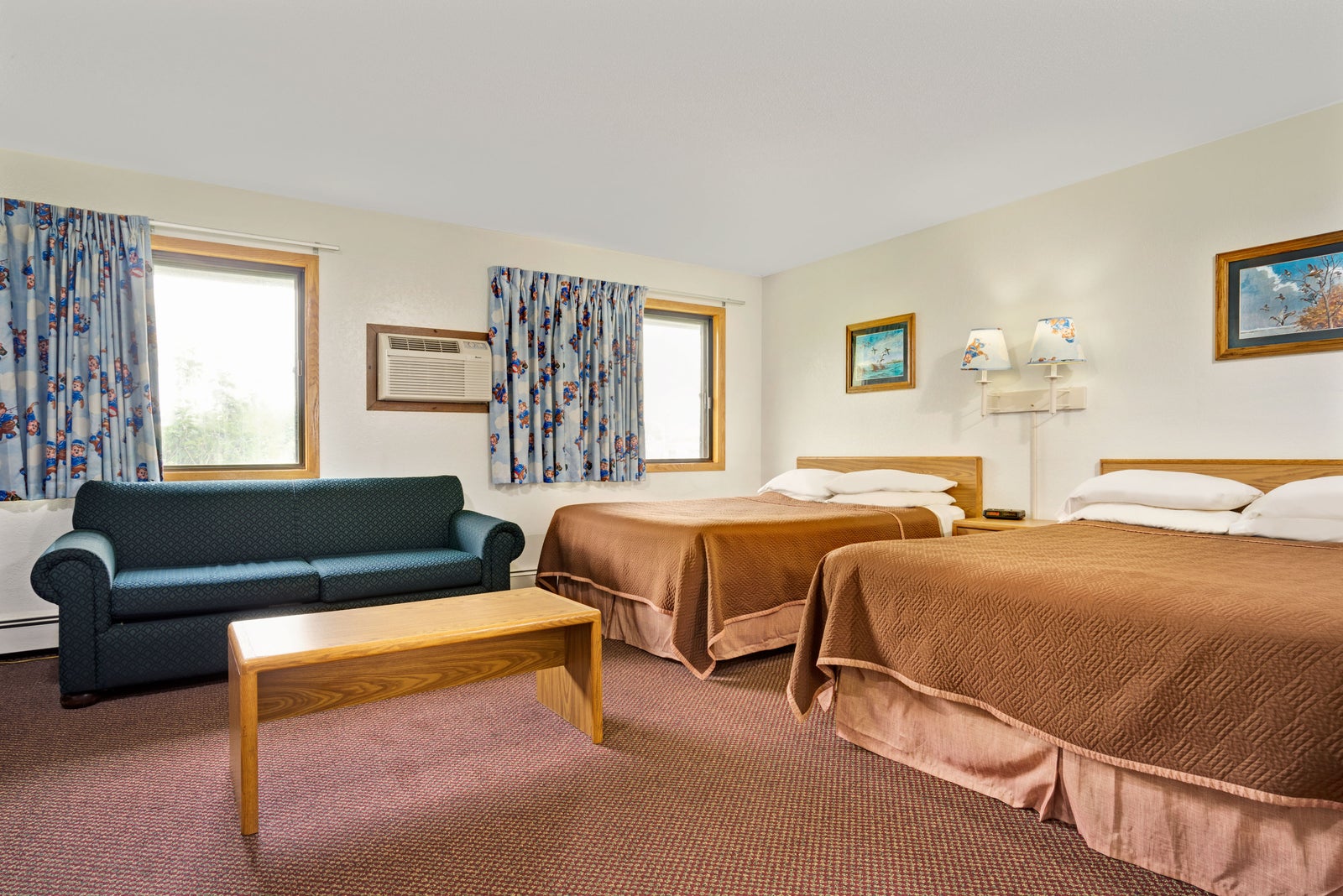 2 Queen Bed Room Suite