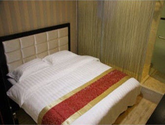 1 Double Bed Room