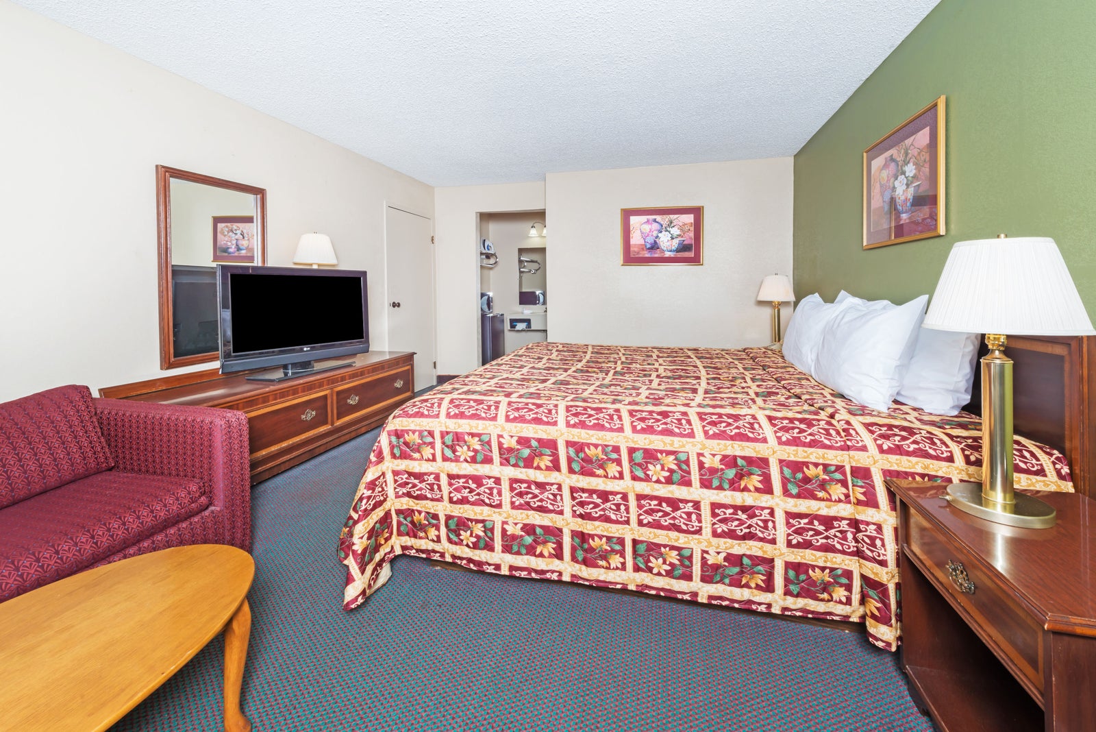 1 King Bed Room