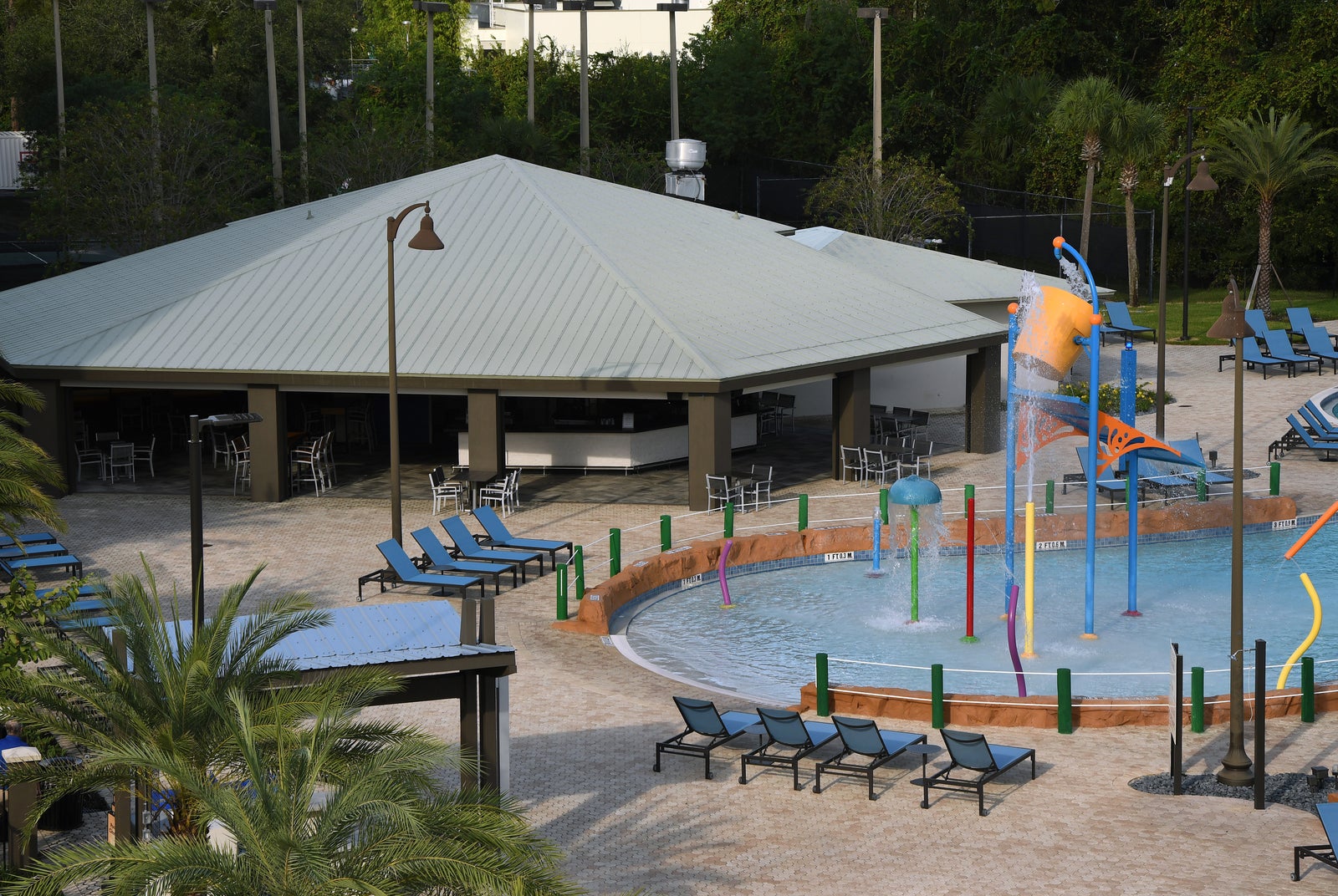 Poolside Restaurant