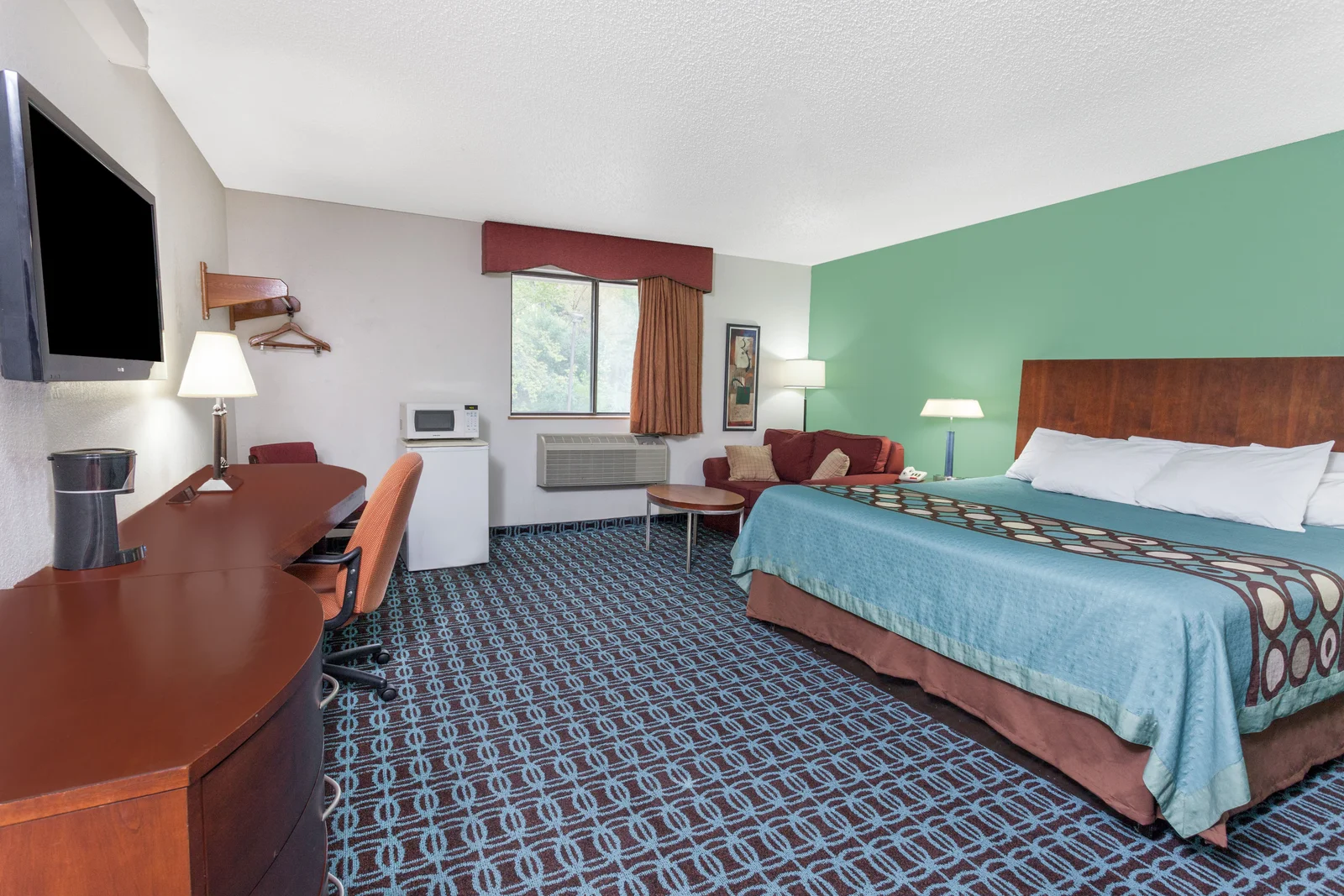 1 King Bed Room