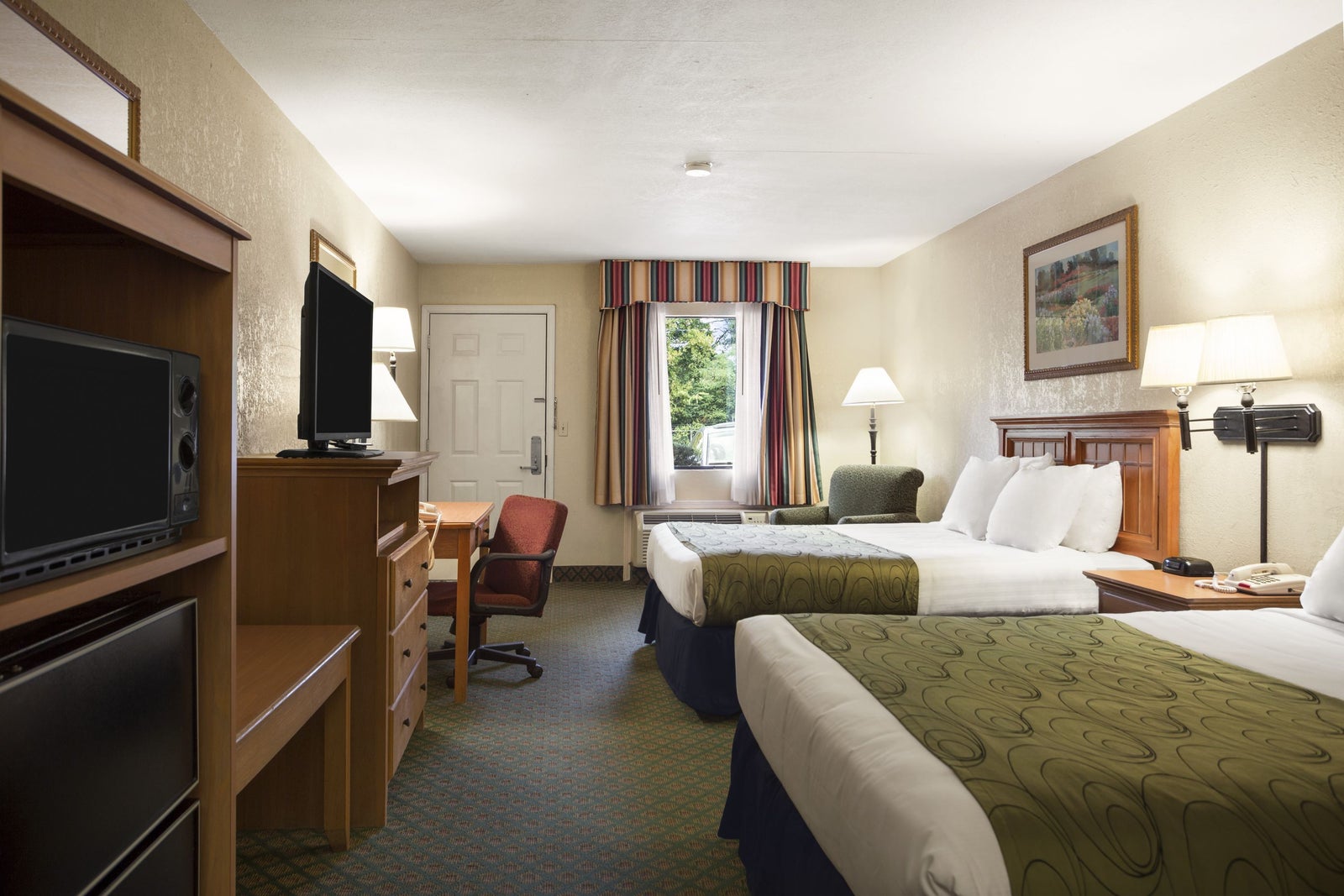 Standard Two Queen Bed Room