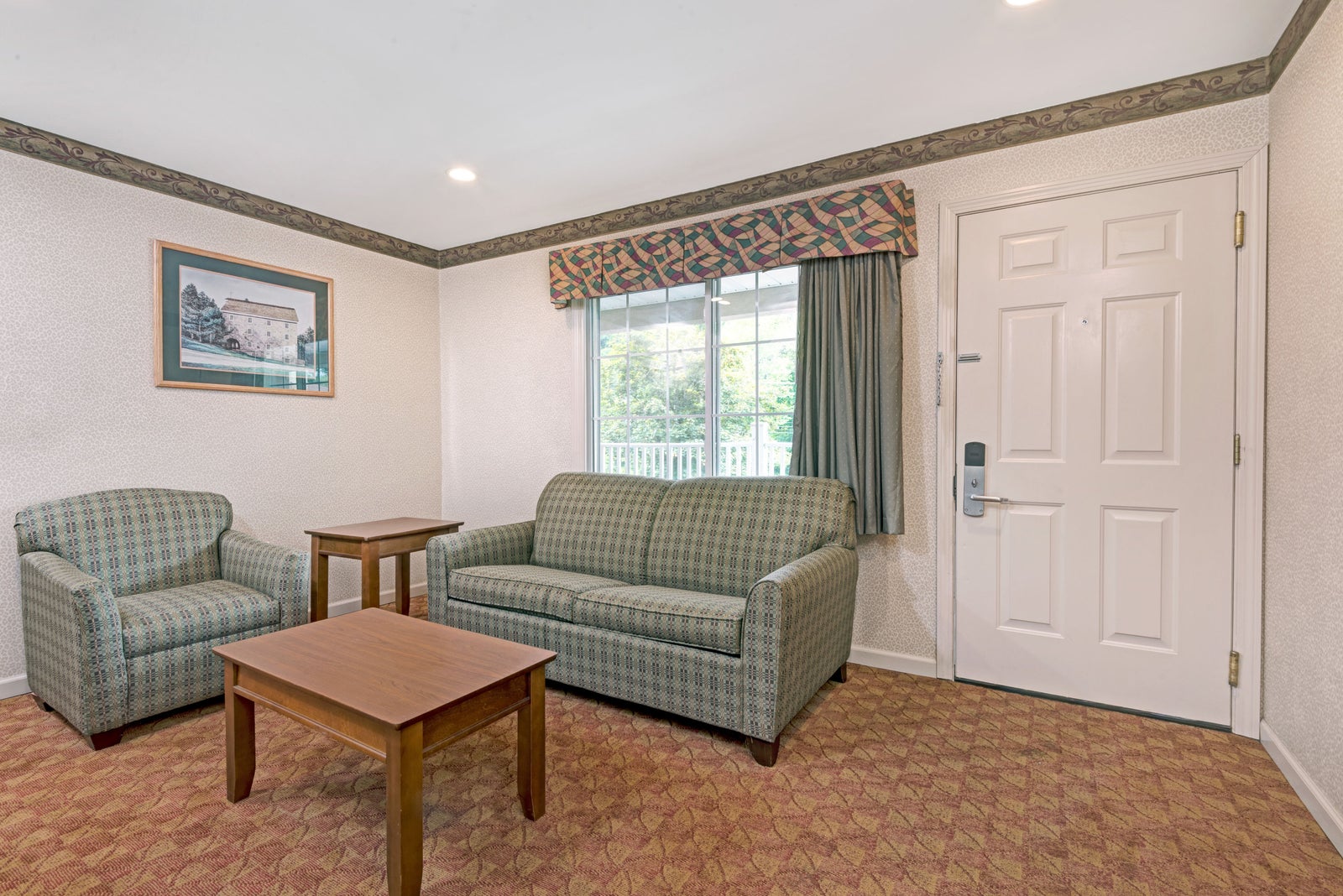 1 King Bed Suite