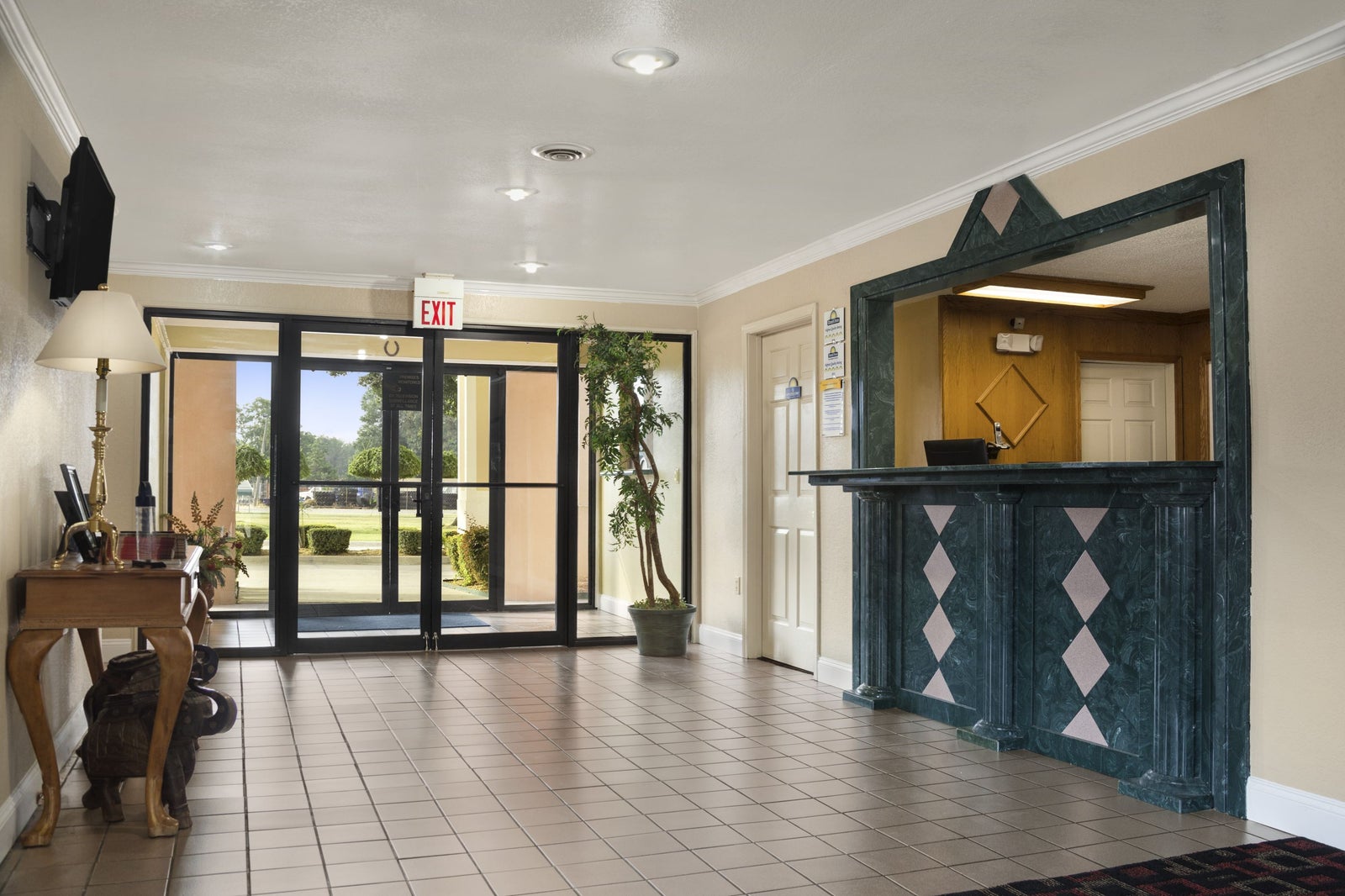 Front Desk