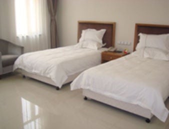Standard 2 Twin Beds Room