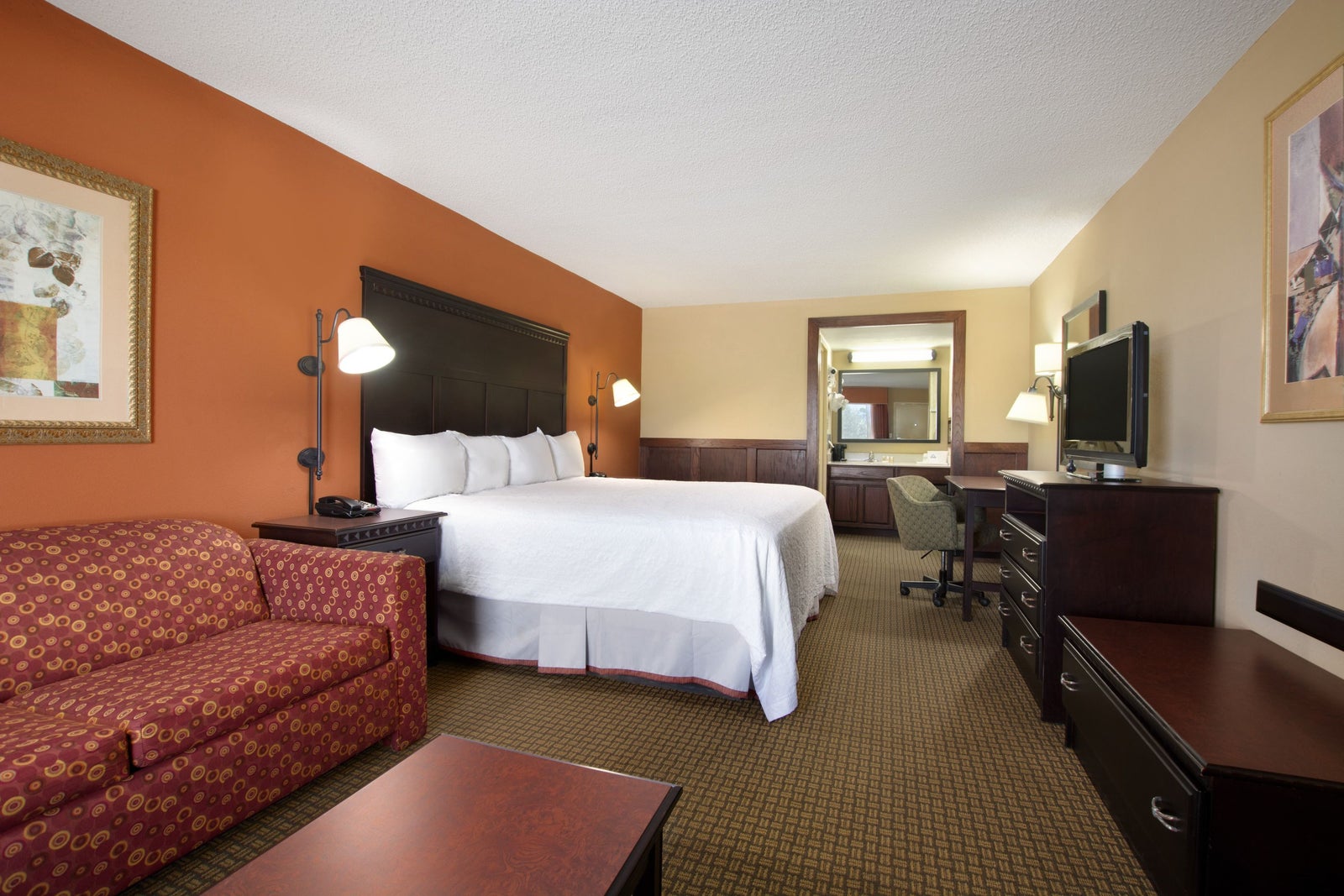 One King Bed Guest Room