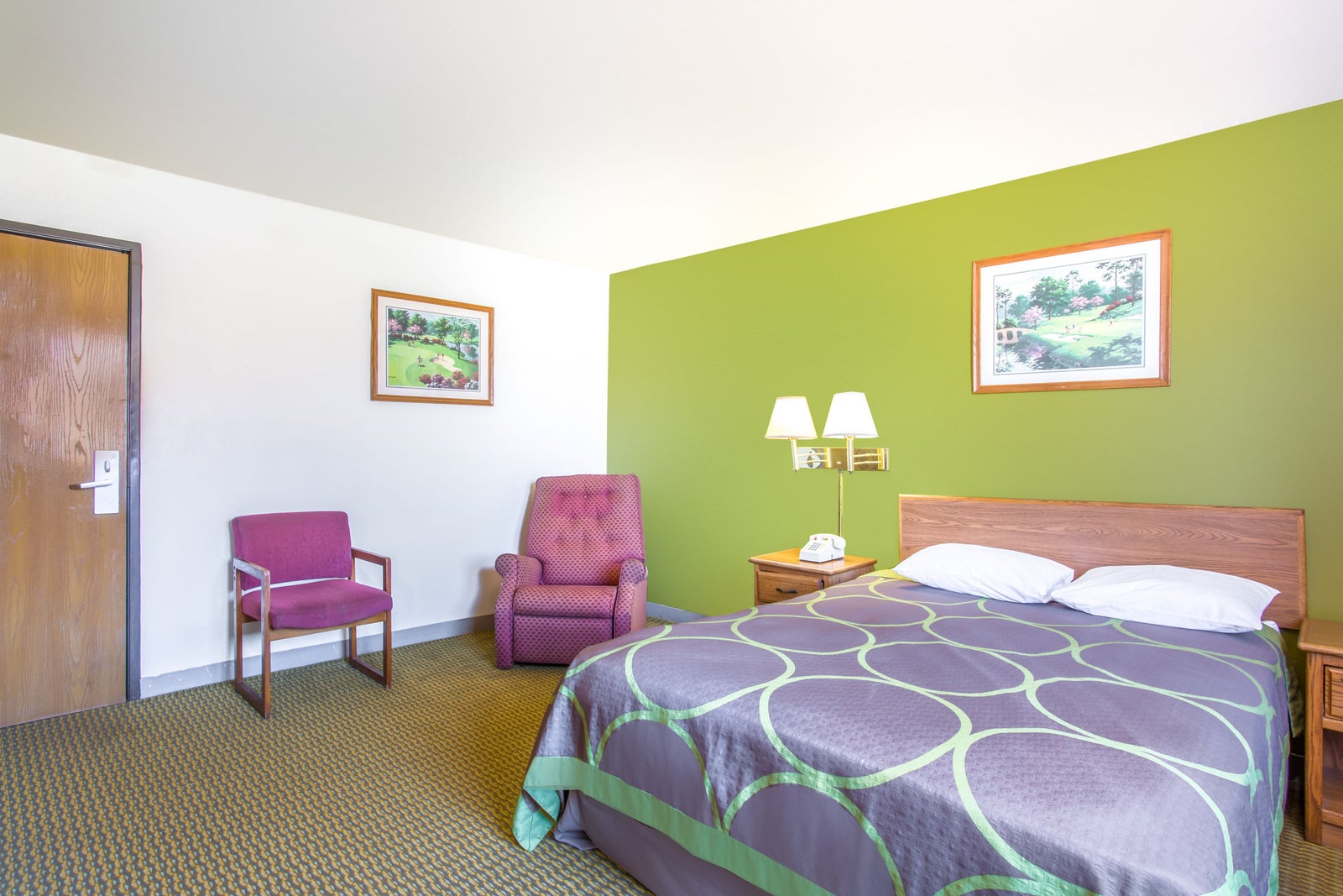 1 King Bed Accessible Room