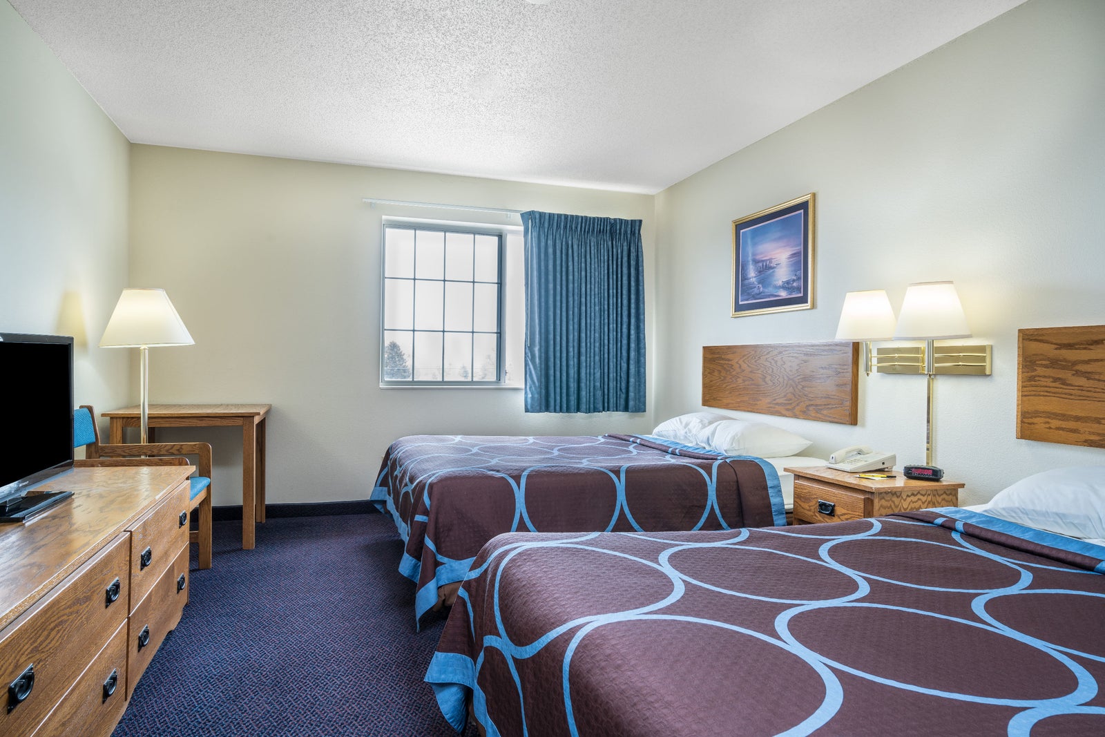 2 Queen Bed Room