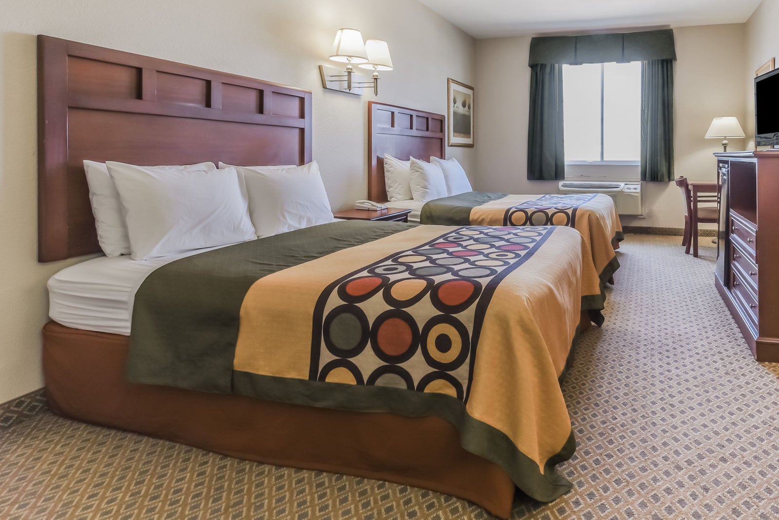 2 Queen Bed Room