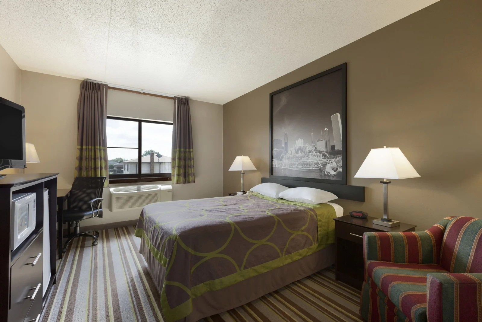 1 Double Bed Room