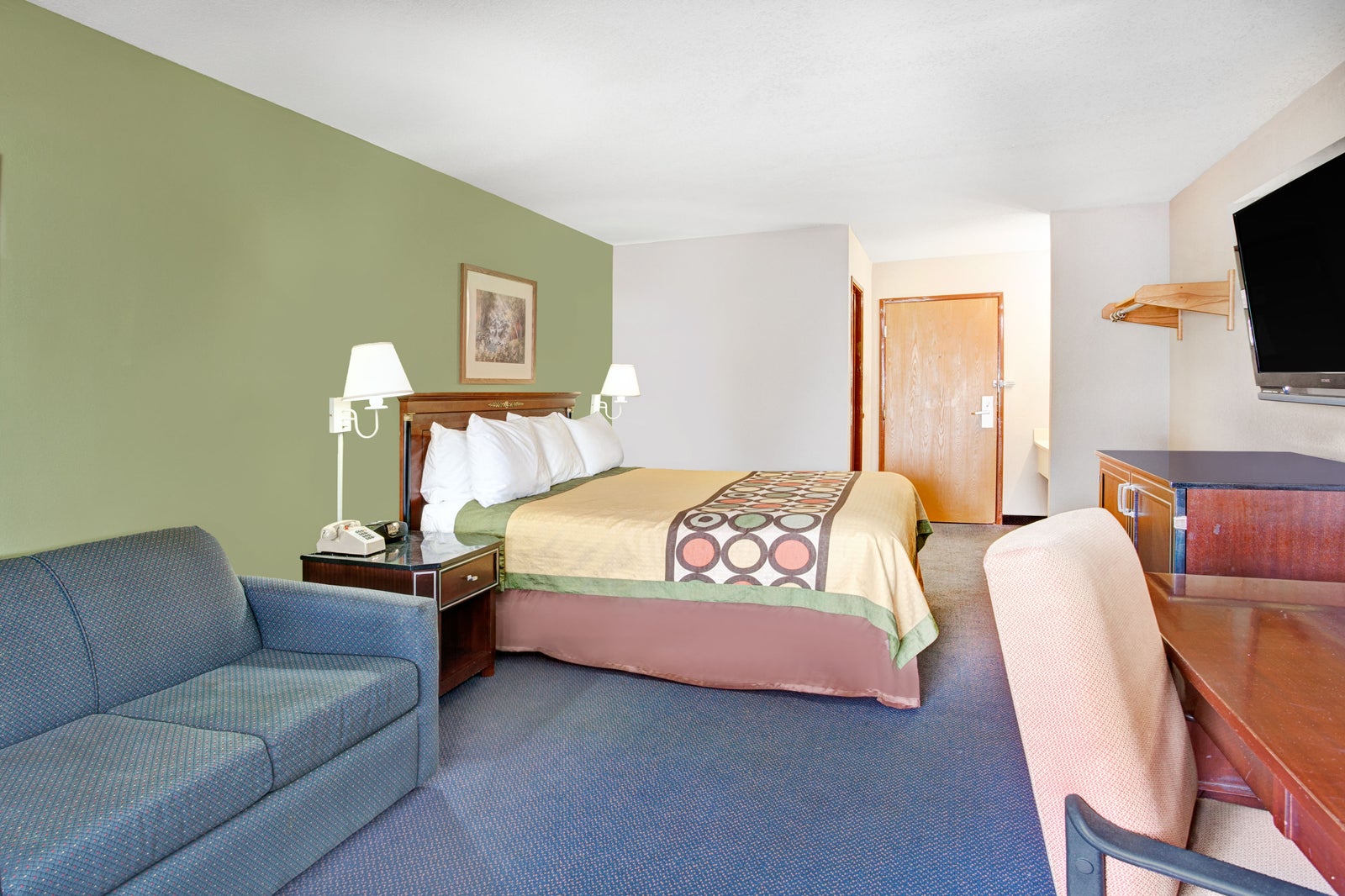 1 King Bed Suite