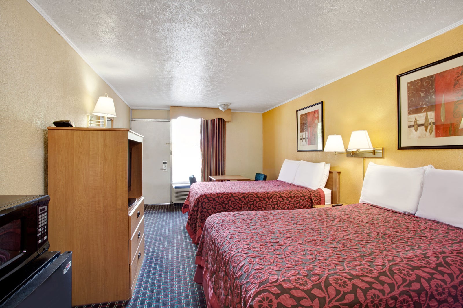 2 Double Bed Room