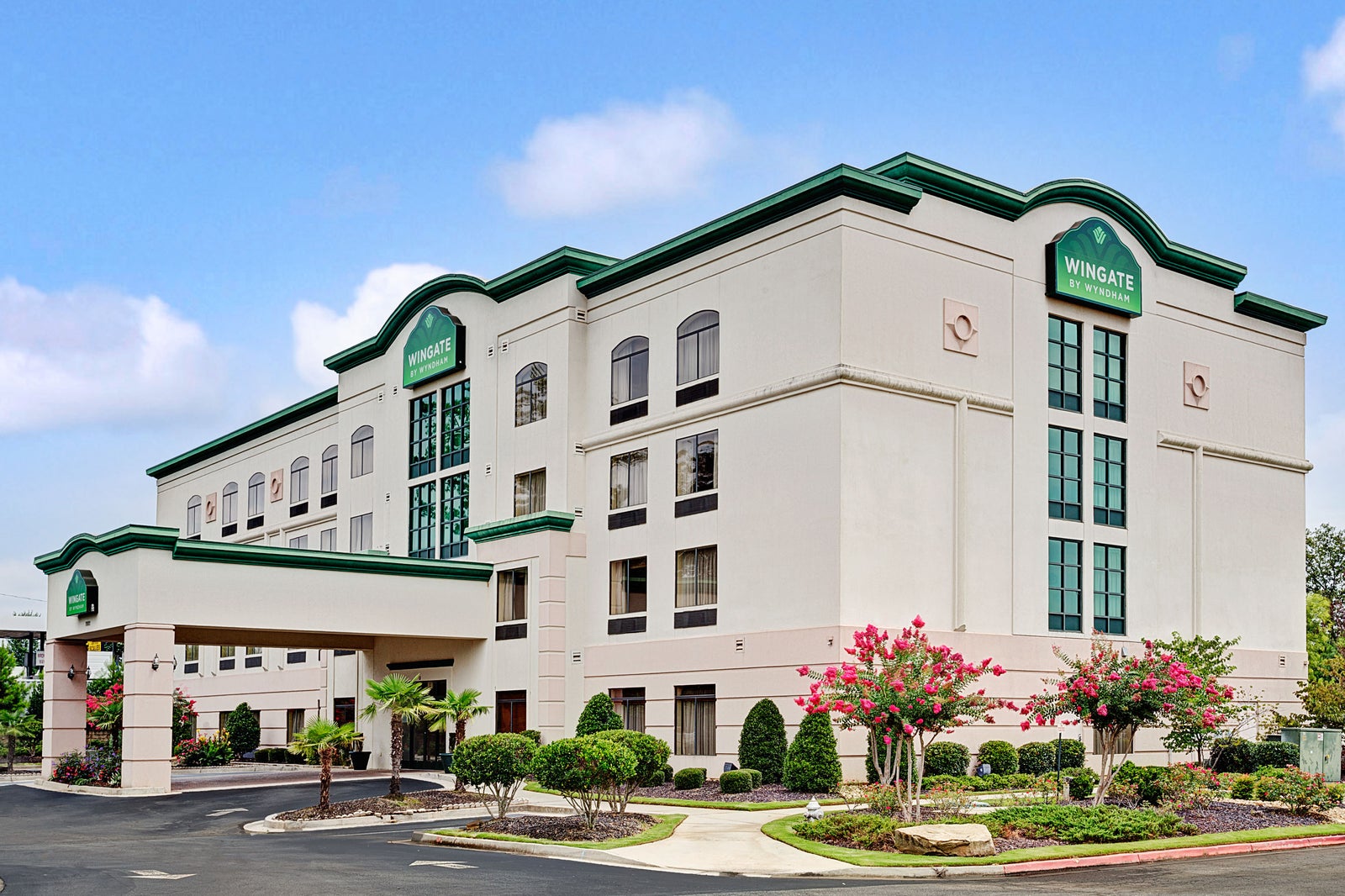 Welcome to the Wingate by Wyndham Atlanta Fairburn