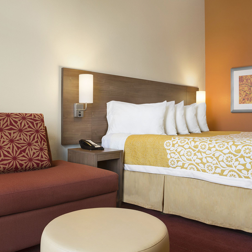 days inn hotels book hotel rooms
