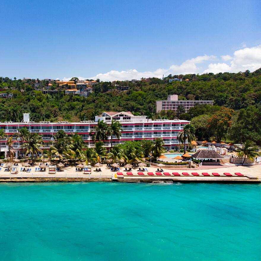 Decameron All Inclusive Vacations | Wyndham Hotels & Resorts