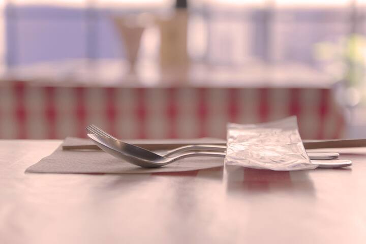 HJ_pdp_dining_tablescape_1