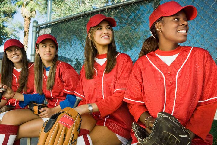 RA_pdp_grouptravel_softball_sportsteam_3