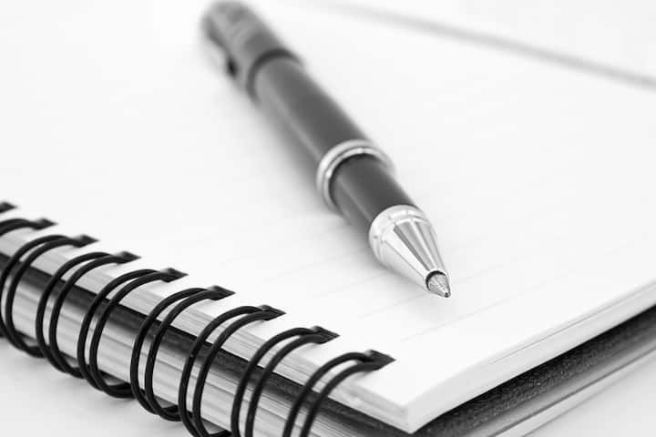 SE_pdp_meetings_tableset_padofpaperandpen_3