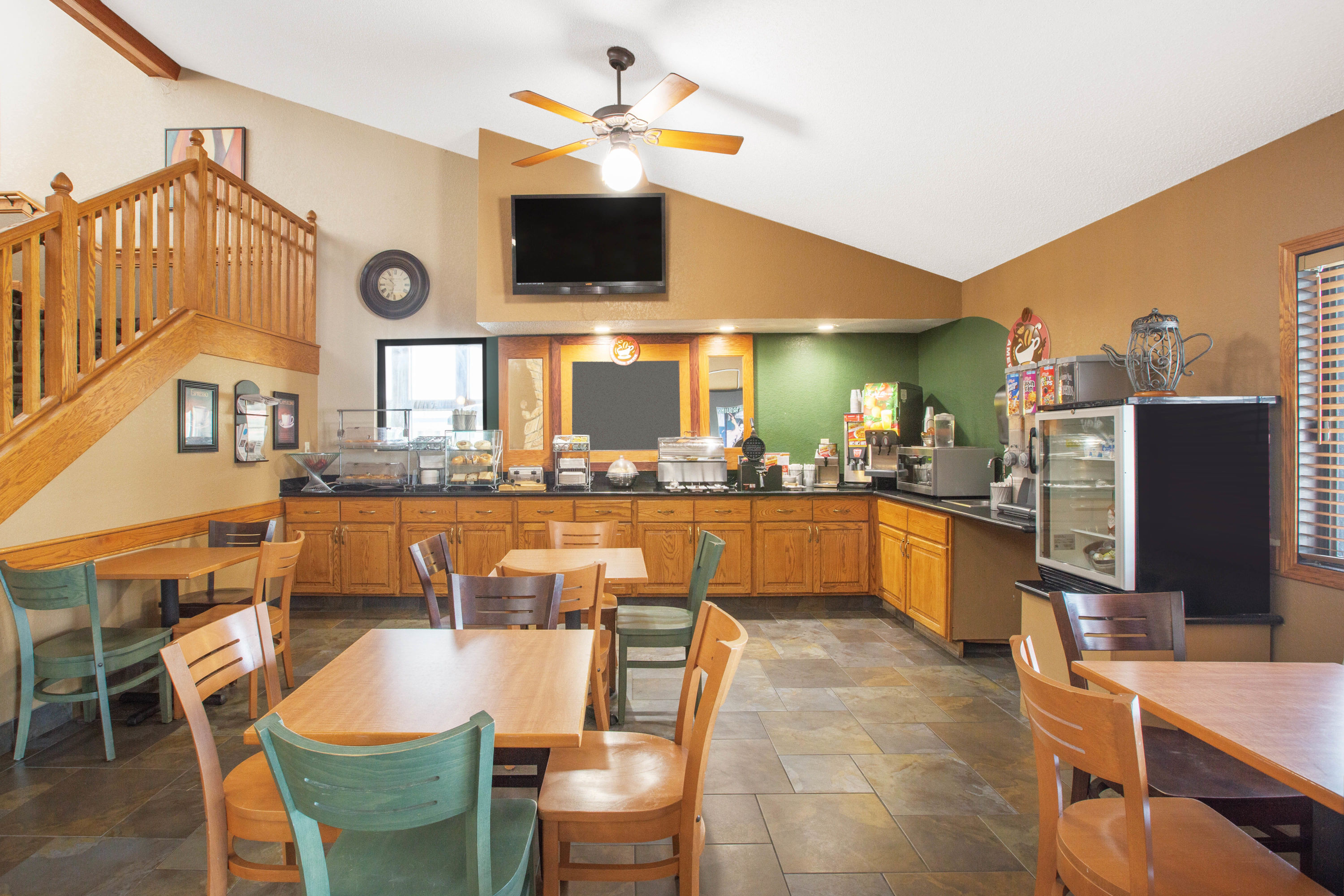 AmericInn Wyndham Ankeny Des Moines Ankeny  Hotels