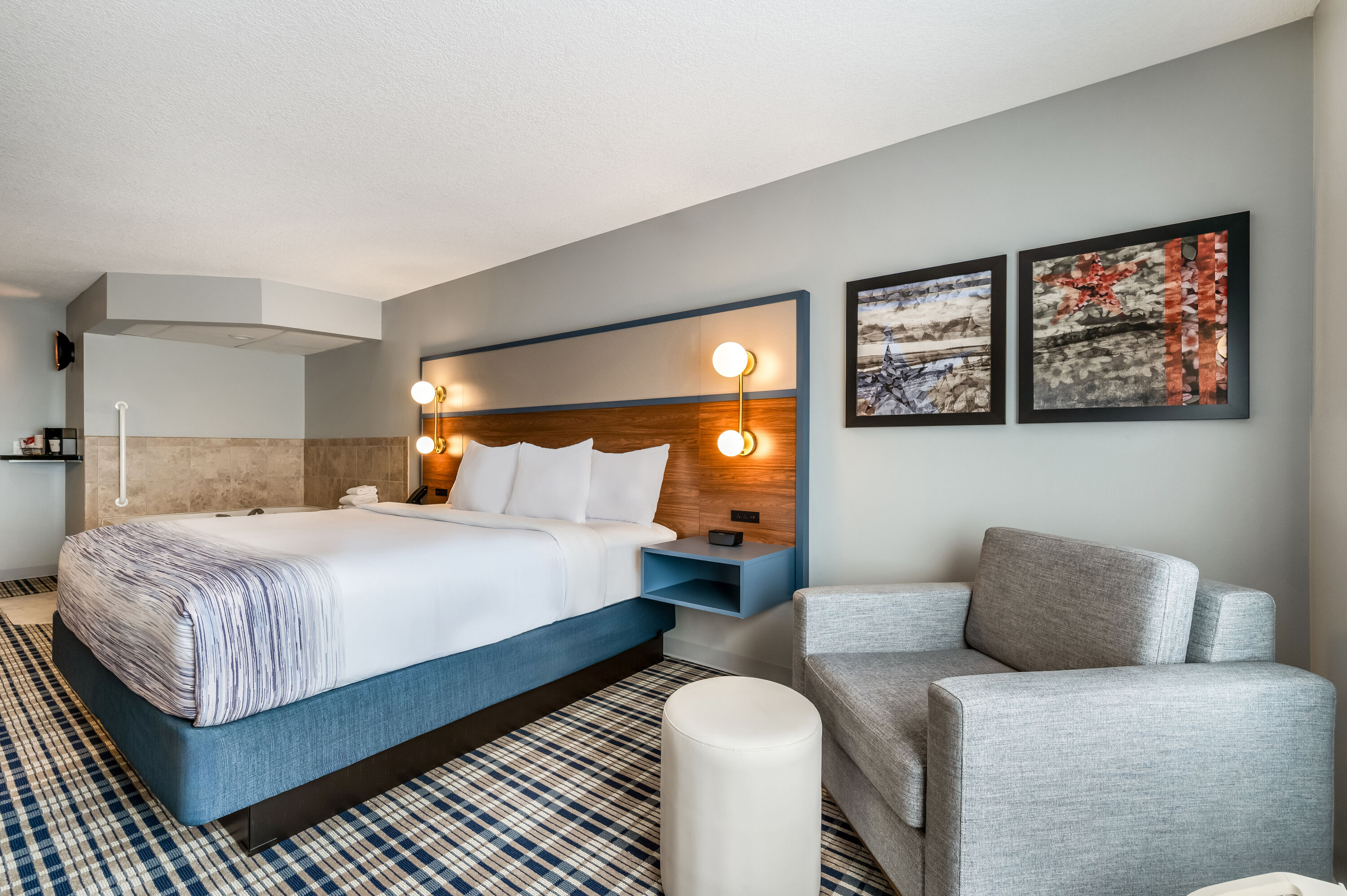 AmericInn by Wyndham Fairfield suite in Fairfield, Iowa