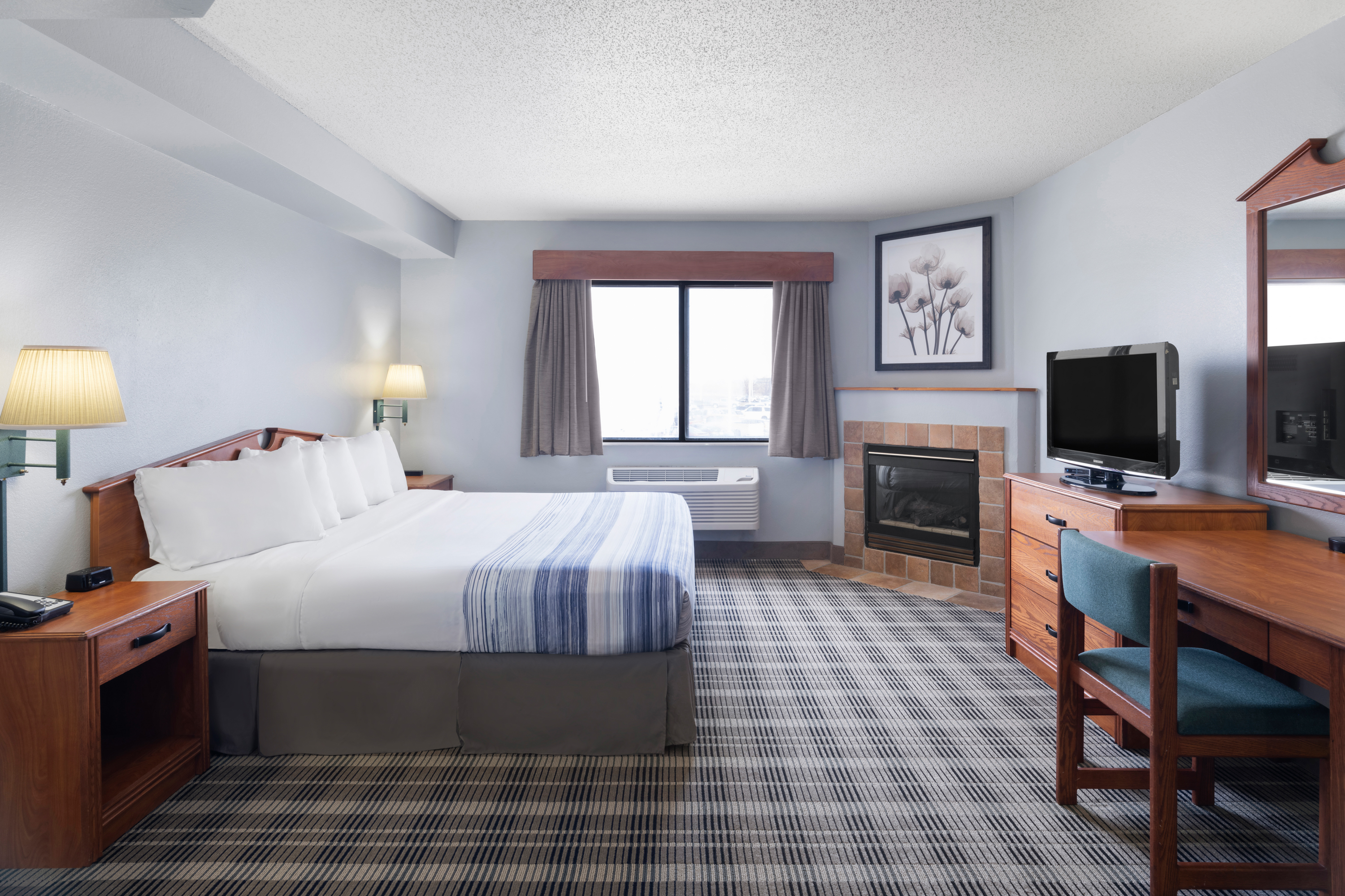 AmericInn by Wyndham Stuart suite in Stuart, Iowa